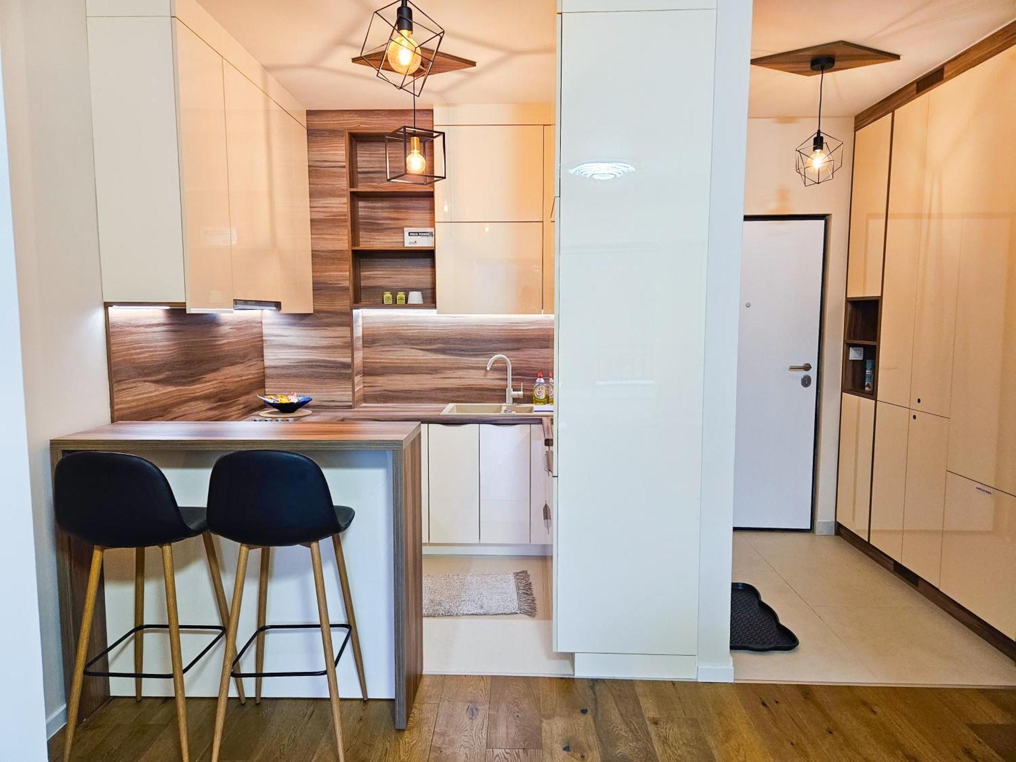 Apartamento Kadic - Free Private Garage Parking *